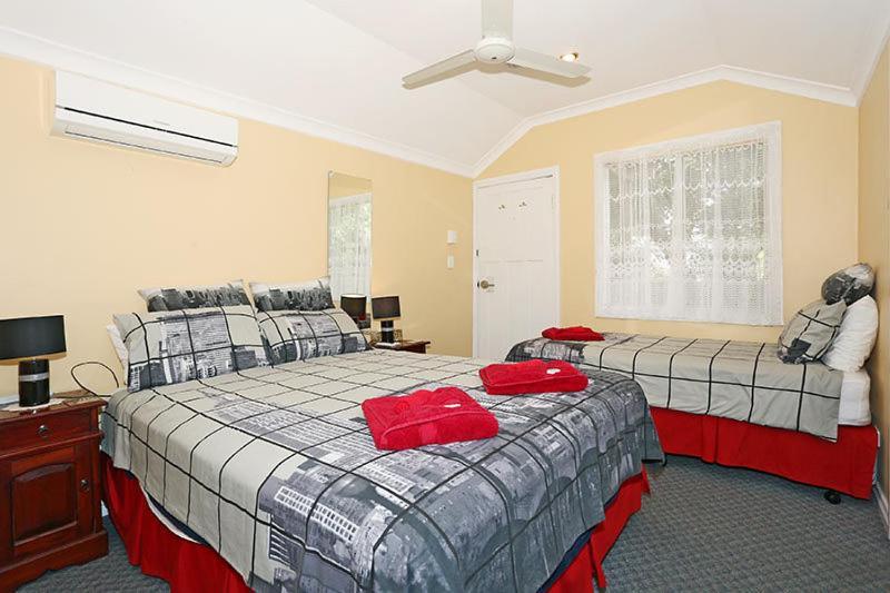 Jacaranda Guest House Busselton Exterior photo