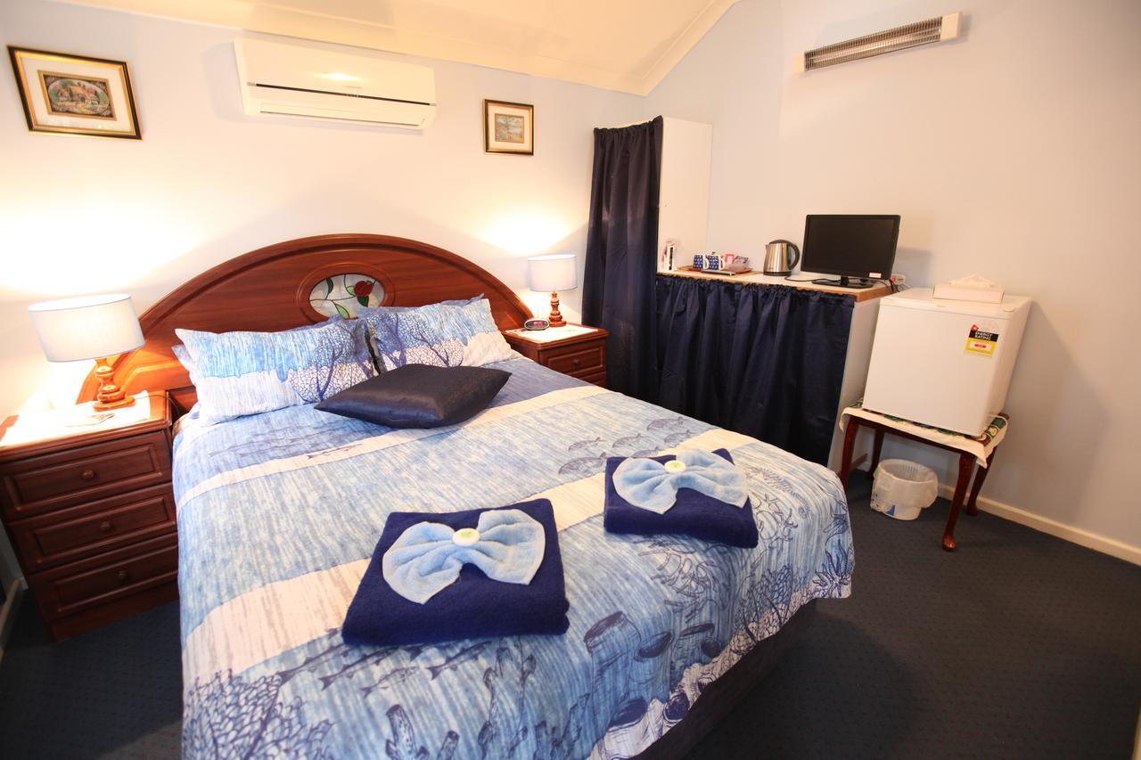 Jacaranda Guest House Busselton Exterior photo